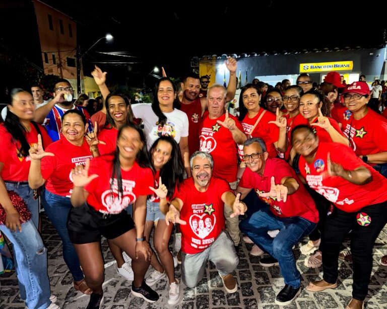 Itagibá abraça Fabrício Falcão e reafirma apoio à reeleição do deputado